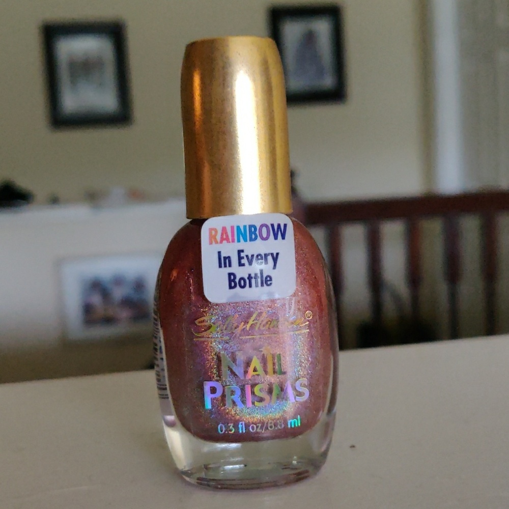 Sally Hansen Nail Prisms (Holo)- pink rose diamond